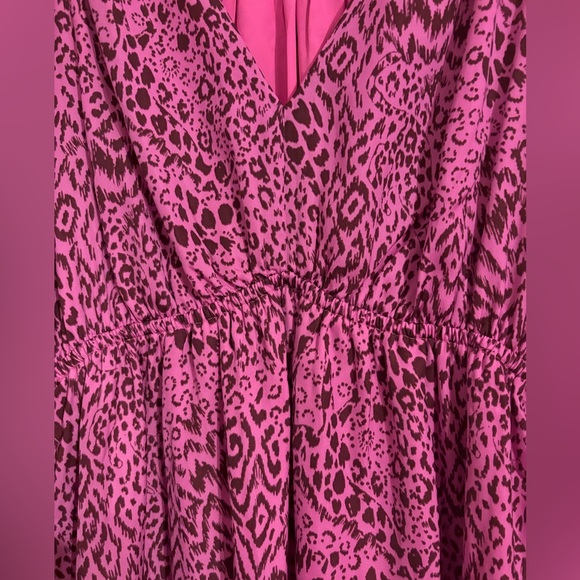NEW! Lilly Pulitzer Deacon 3/4 Sleeve V Neck Cerise Pink Pattern Play Size 2 - Picture 10 of 15